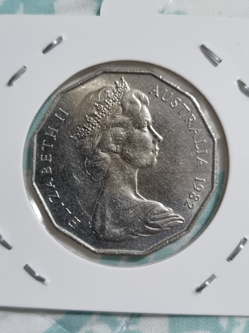 1982 UNC 50 Cent Coin Brisbane Commonwealth Games 