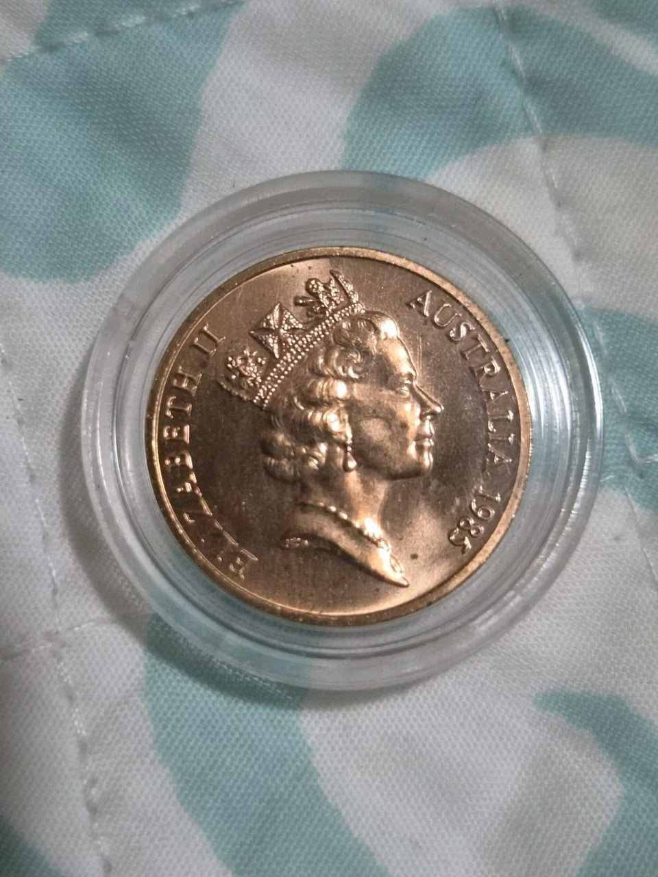 1985 Two Cent Coin Uncirculated From Mint Set In Capsule