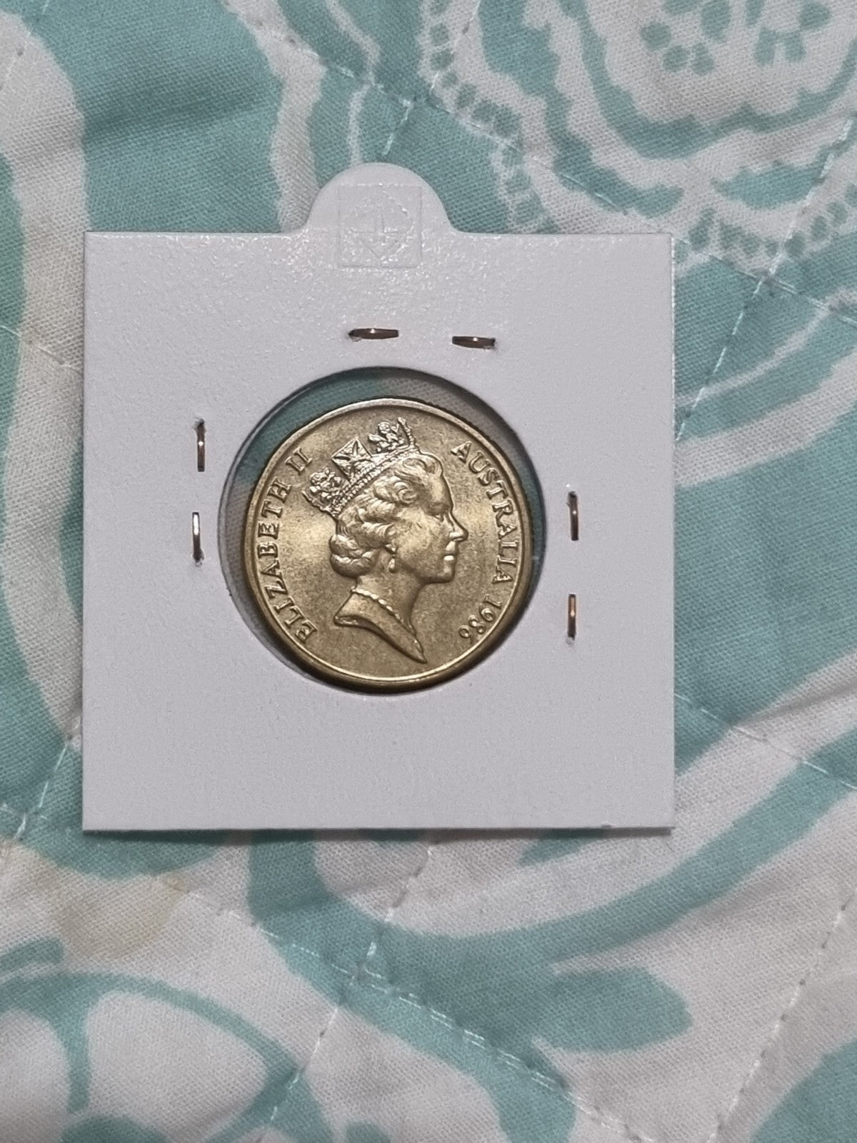 1986 UNC Australian 1 Dollar Year Of Peace Coin In 2x2 from RAM Roll