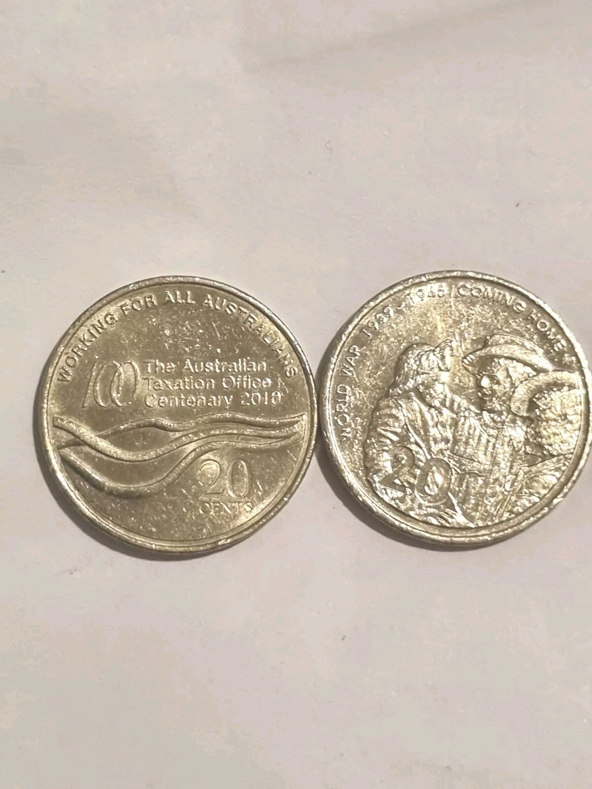 2005 20 cent coin World War Coming Home Taken + 2010 20 cent Taxation Office