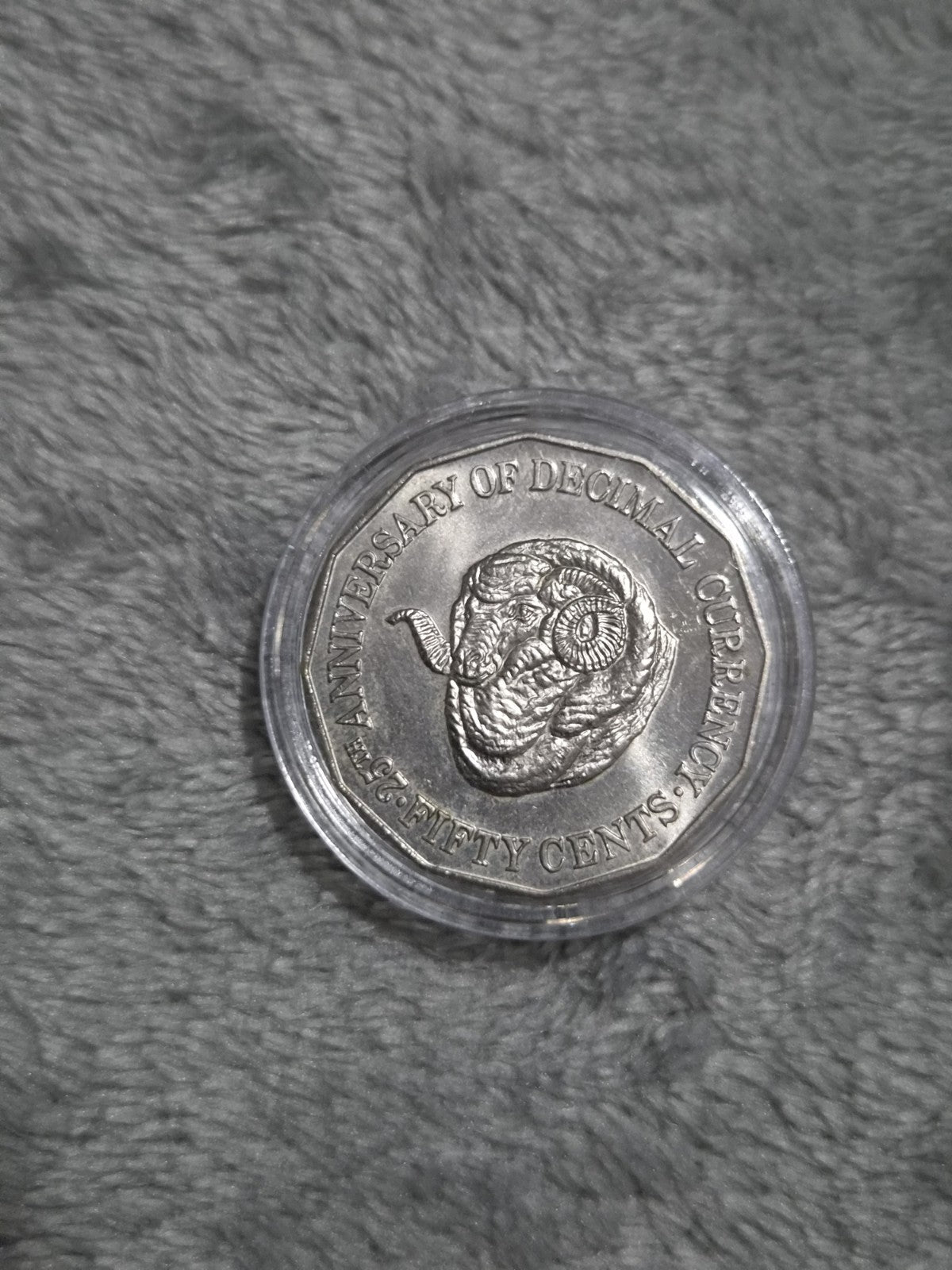 1991 RAMS HEAD 50 Cent Coin - 25th anniversary decimal currency In capsule 