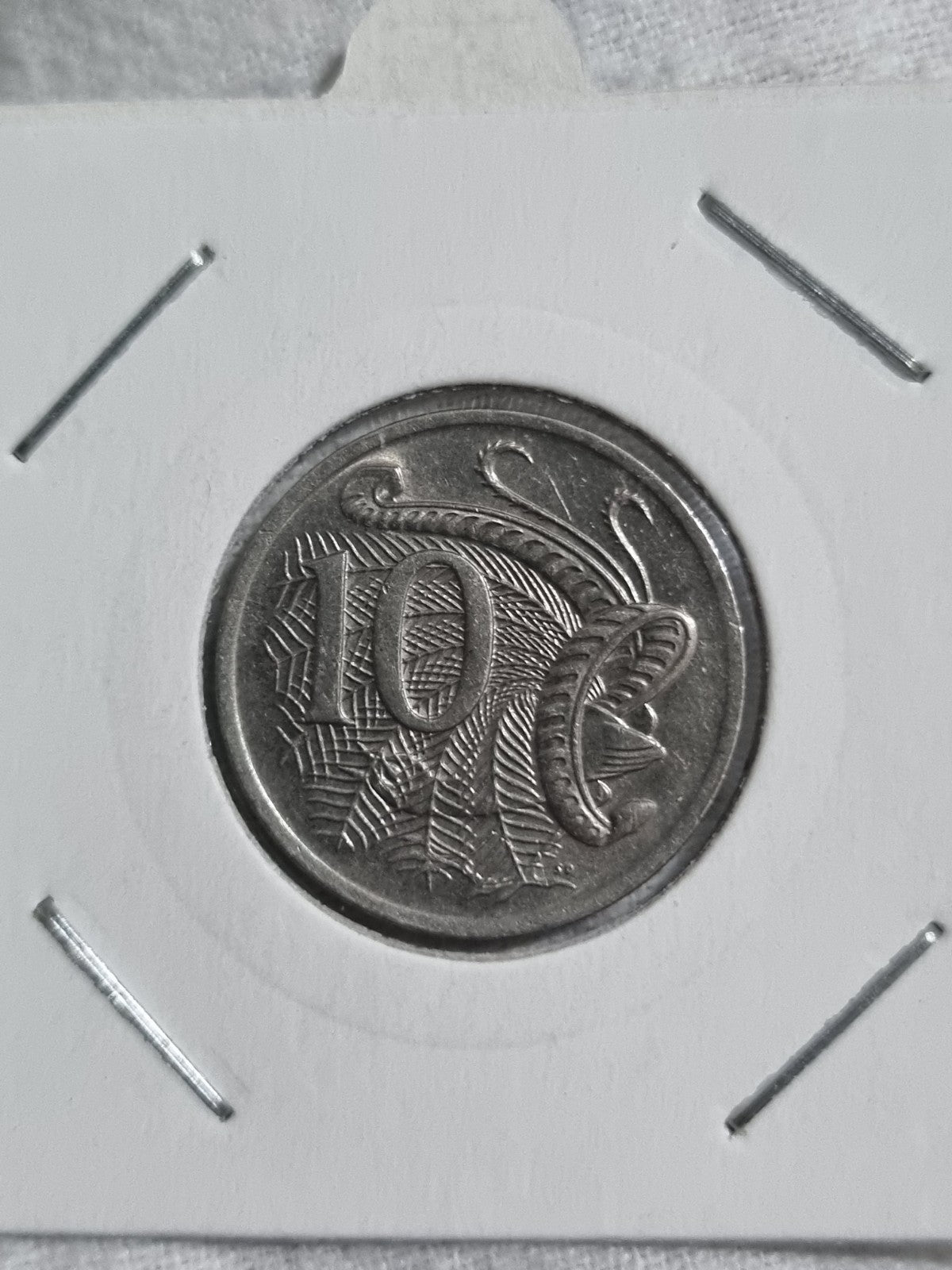 1975 10 Cent UNC Coin Australian Ten Cents In 2x2 Holder 