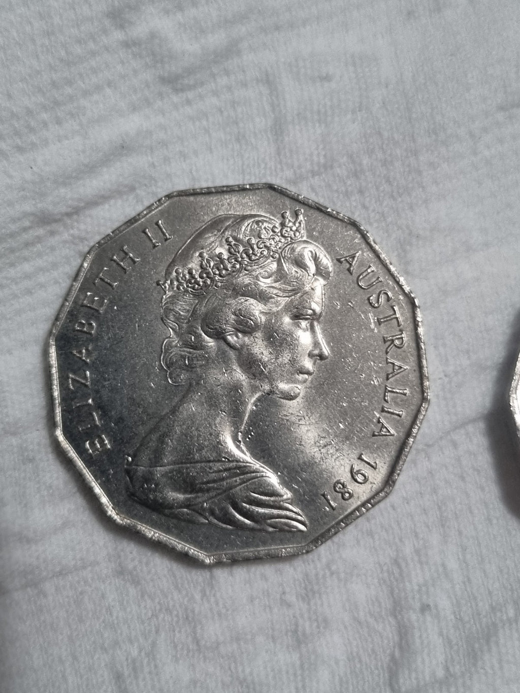 1 x 1988 50 Cent Bicentenary Coin + 1 x 1981 Prince Charles & Princes Diana 