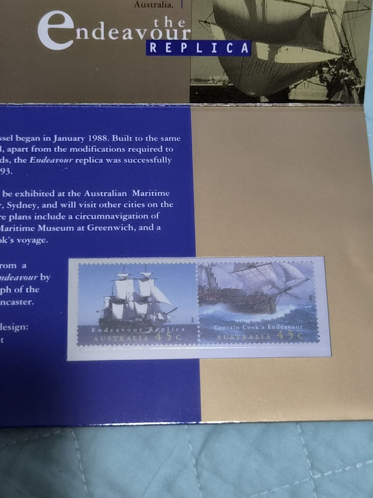 Australia Stamps Presentation Pack - 1995 Sailing Ship - Endeavour Replica