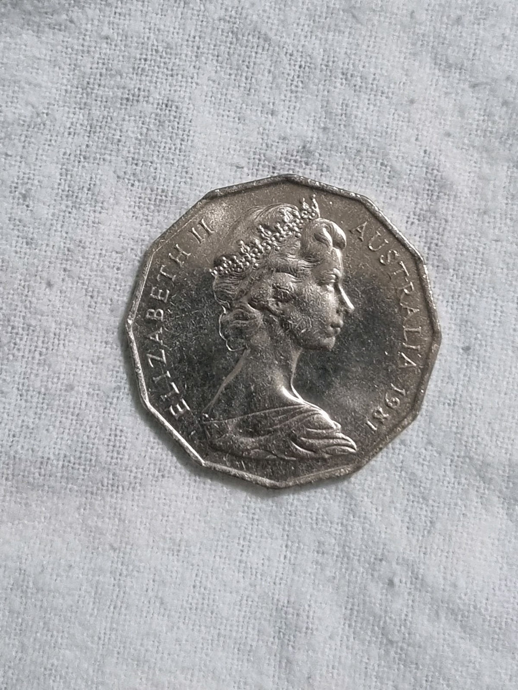 1 x 1981 50 Cent Coin -  COA- From Roll - Uncirculated