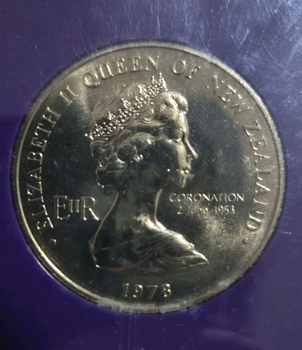 1978 New Zealand One Dollar $1 - Parliament Building