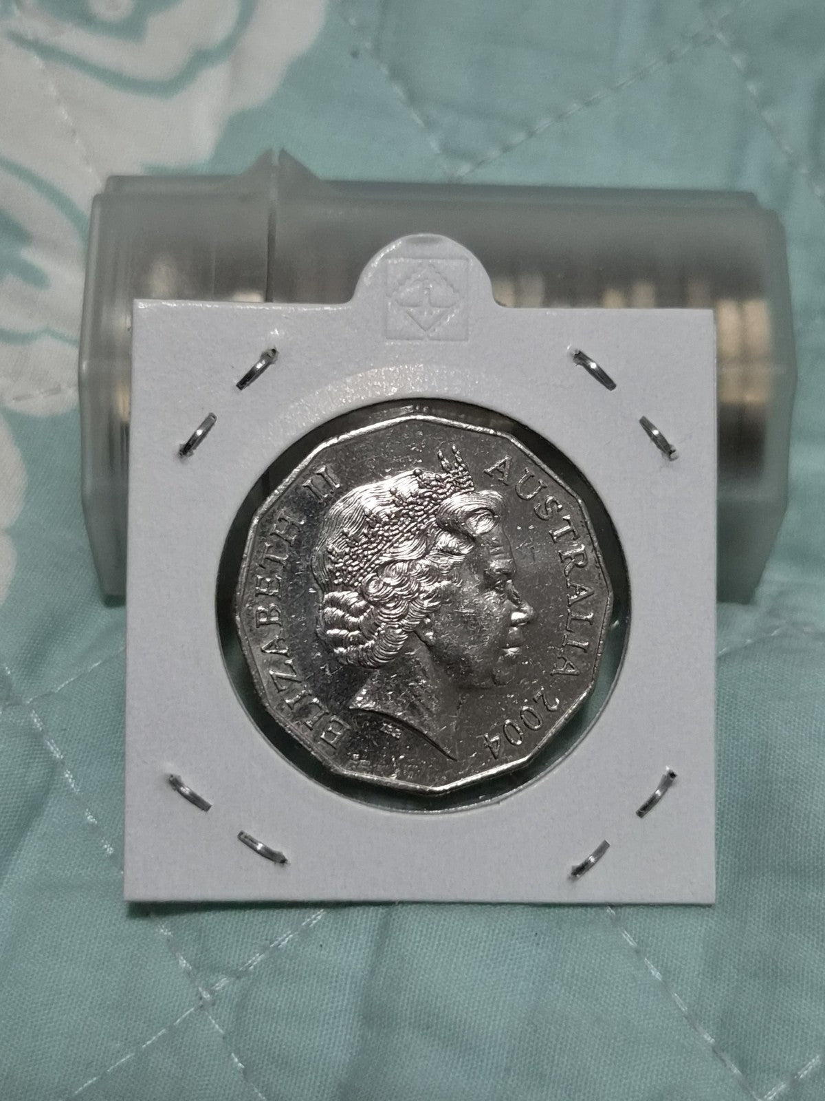 2004 50 Cent Coin Coat of Arms - Circulated 