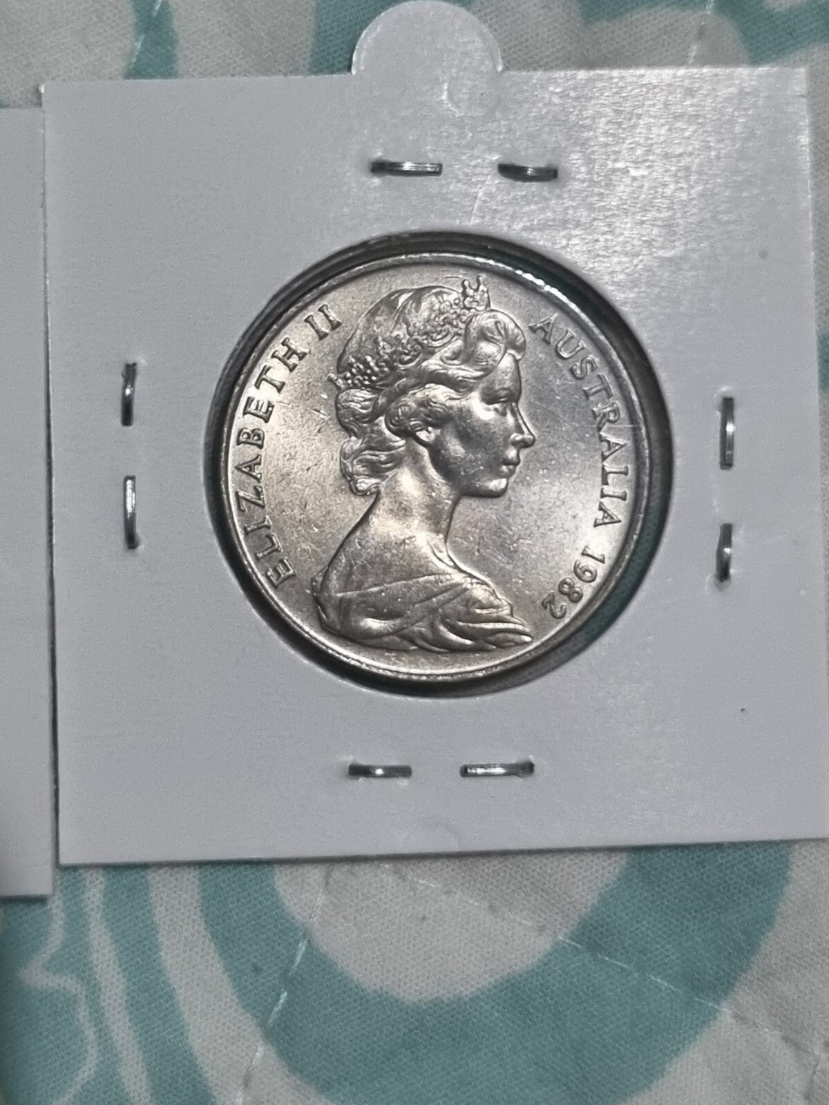 1980 , 1981 & 1982 Uncirculated 20 Cent Australian Platypus Coins in 2x2 Holder 