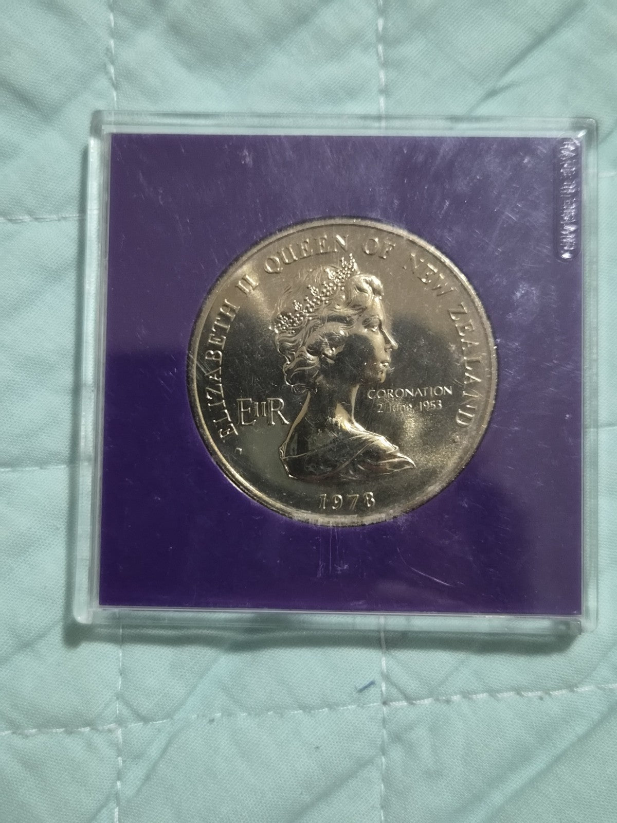 1978 New Zealand One Dollar $1 - Parliament Building
