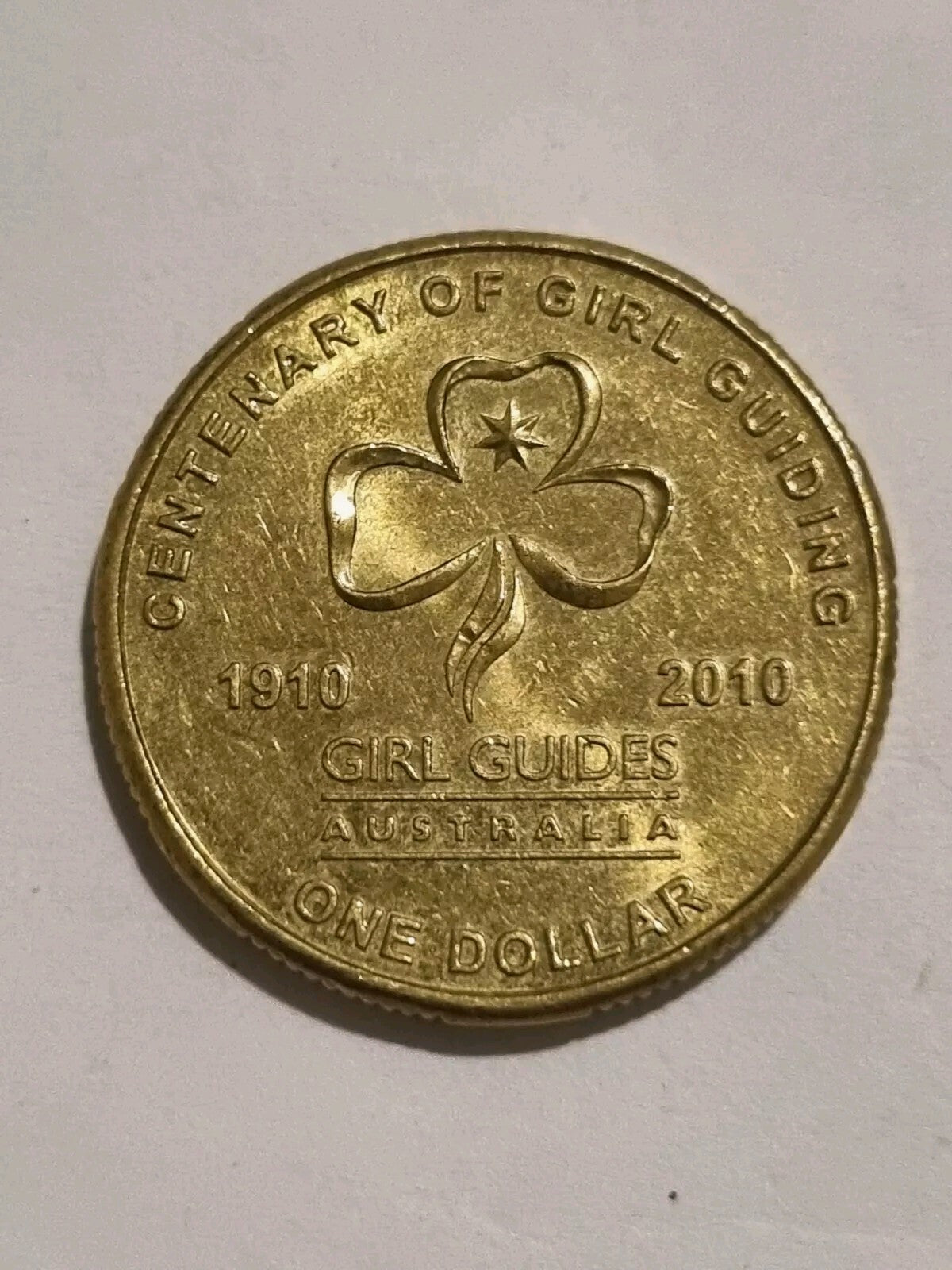 2010 One Dollar Centenary Girl Guides Coin - Lightly Circulated 