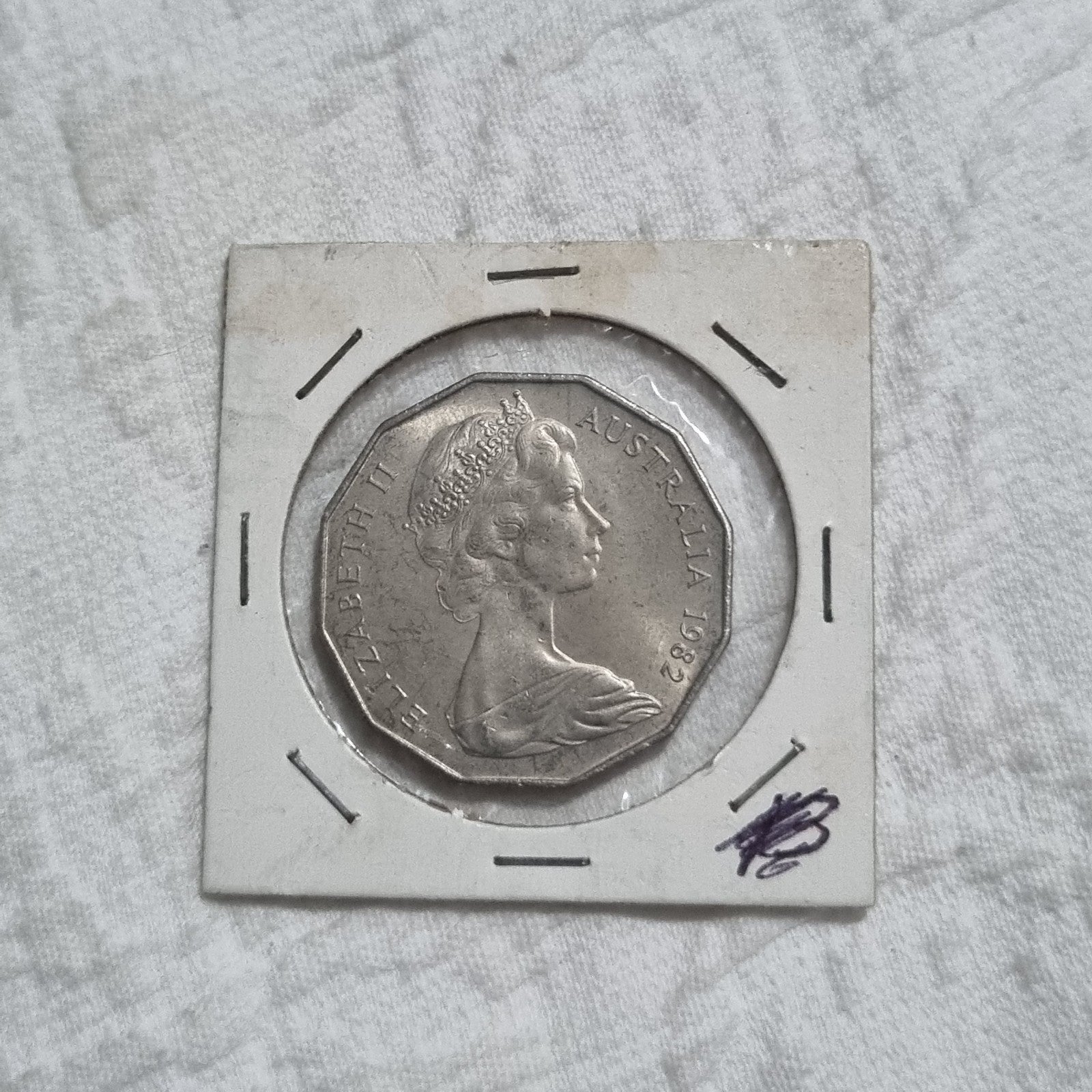 1982 UNC 50 Cent Coin Brisbane Commonwealth Games 