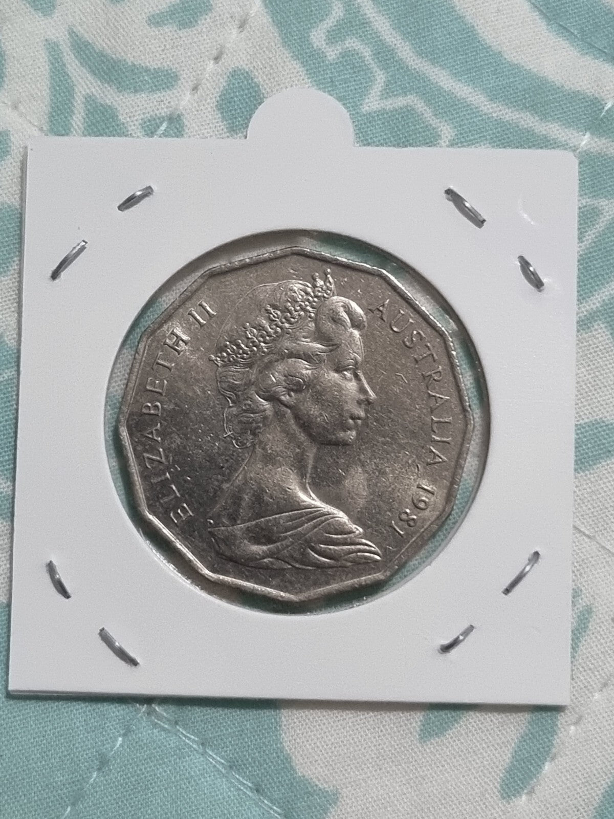 1981 50 Cent Coin - Nealy Uncirculated - Coat of Arms Elizabeth II