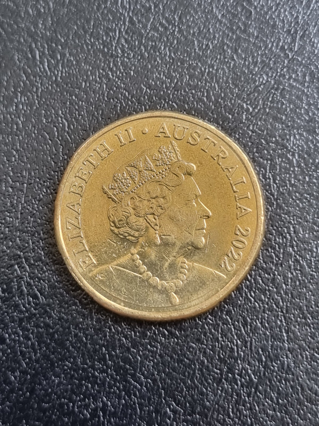 2022 $1 Dollar coin Dinosaur  Australovenator Circulated 