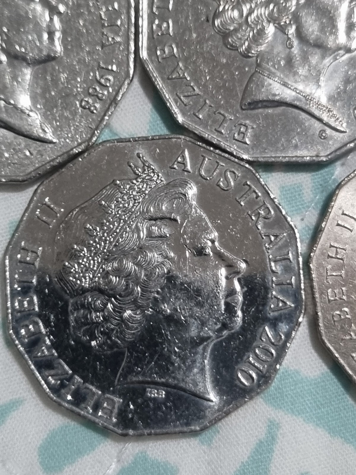 5 x 50 Cent Various Commemorative Coins Excellent Conditions (2 x UNC)