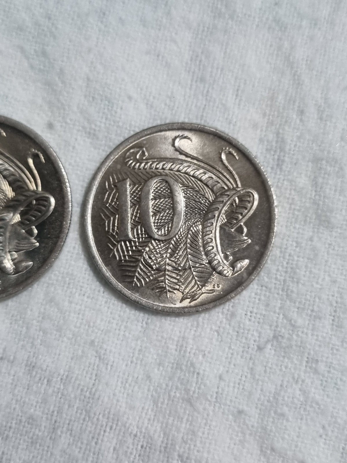 1 x 1981 & 1 x 1982 UNC 10 cent coins