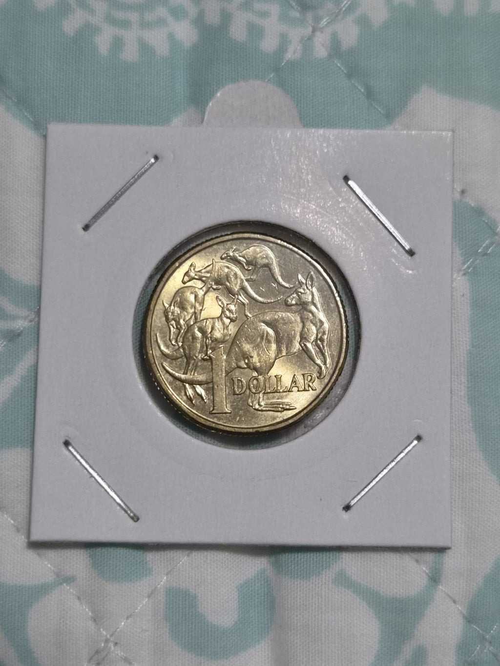 2018 aUNC One Dollar $1 Coin - Mob of Roos In a 2x2 + Free Bonus 