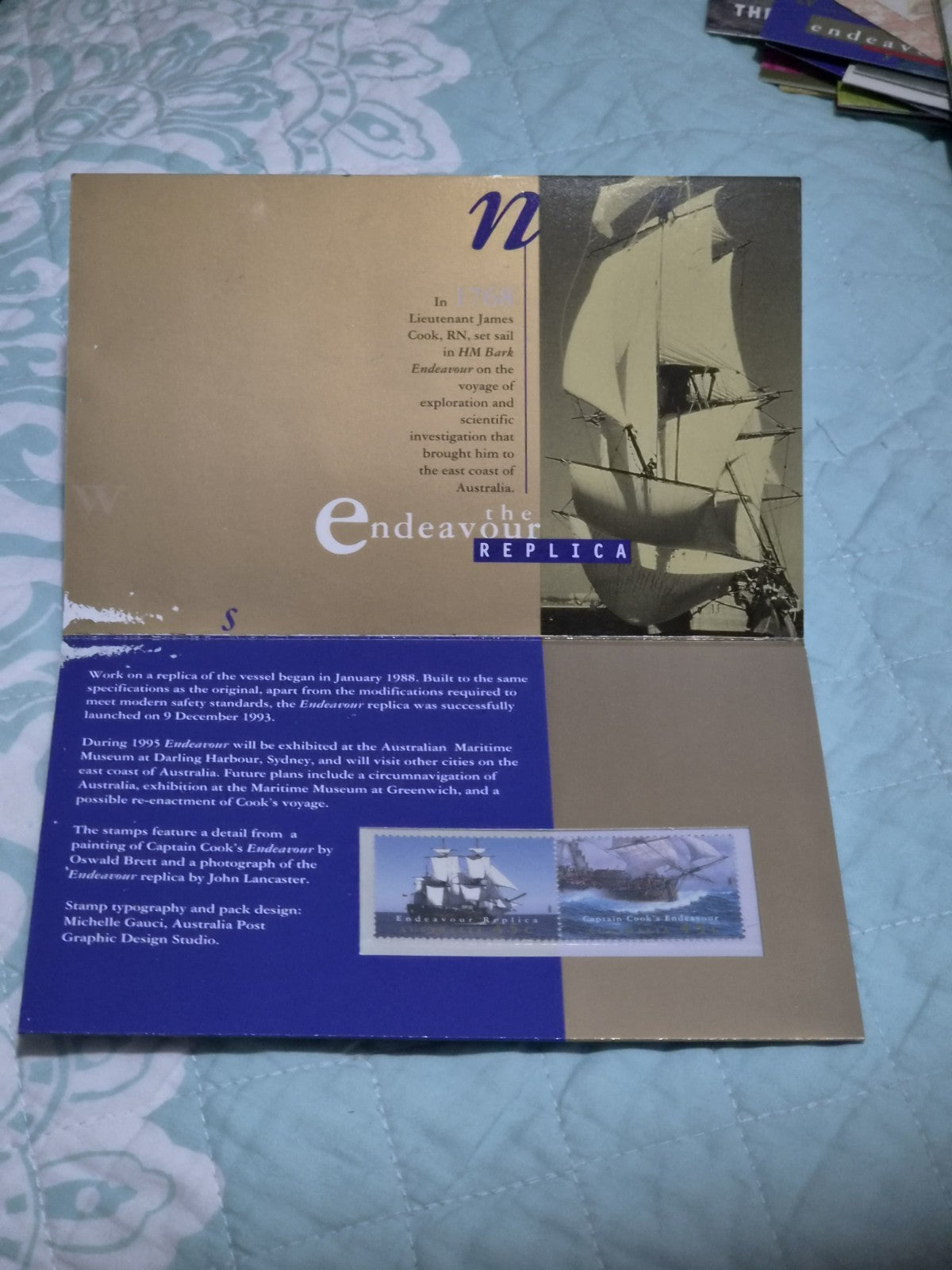 Australia Stamps Presentation Pack - 1995 Sailing Ship - Endeavour Replica