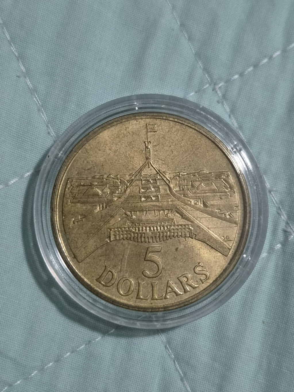 1988 UNC $5 Five Dollar Commemorative Coin Parliament House In Capsule 