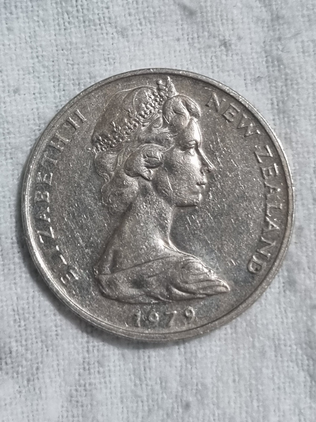 1979 20 Cent New Zealand Coin aUNC