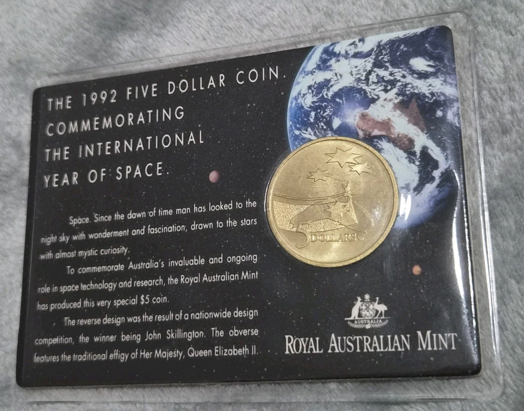 1992 $5 Five Dollar Commemorative Carded Coin - International Year Of Space