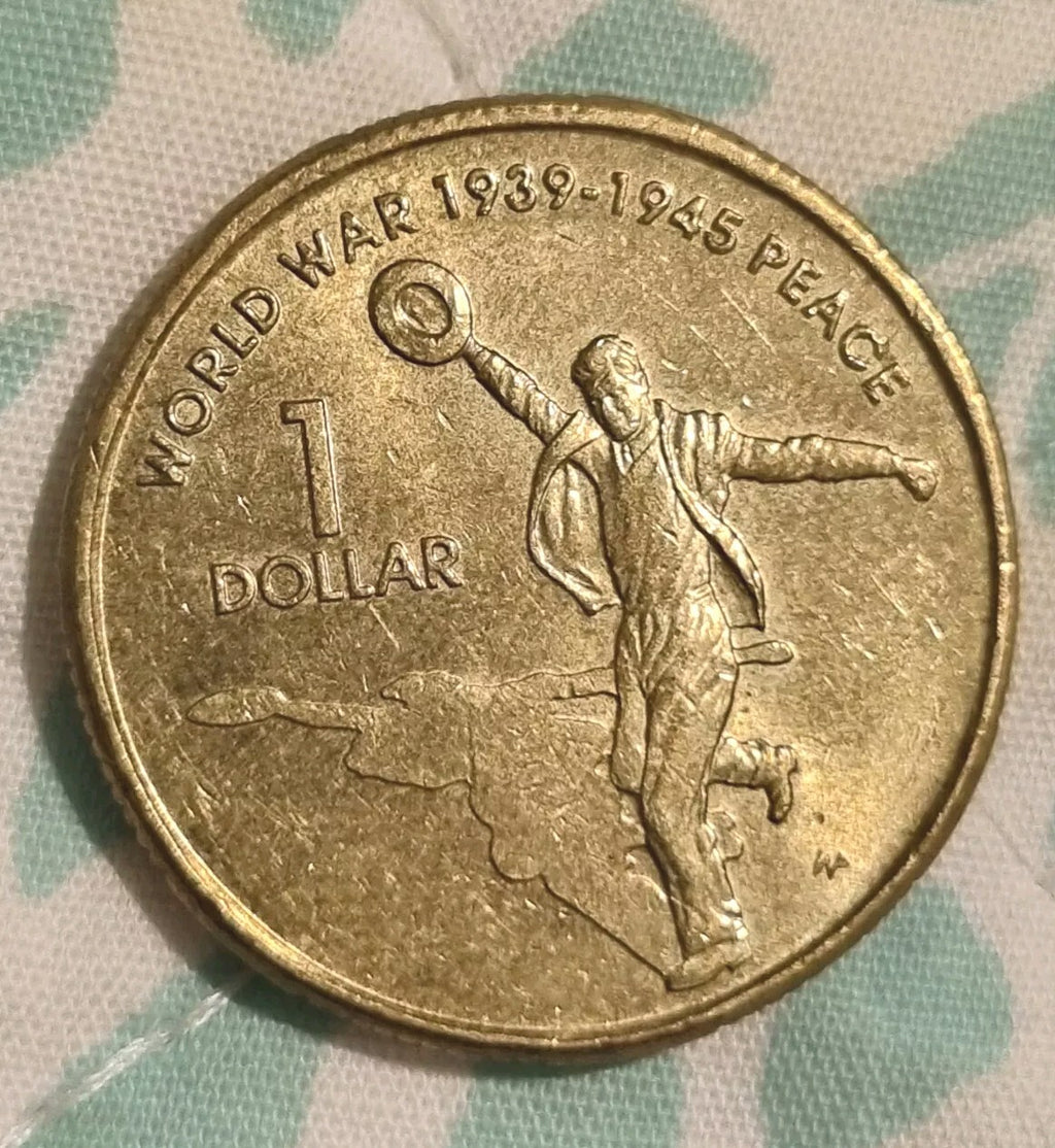 2005 $1 coin World War 1939-1945 Peace 