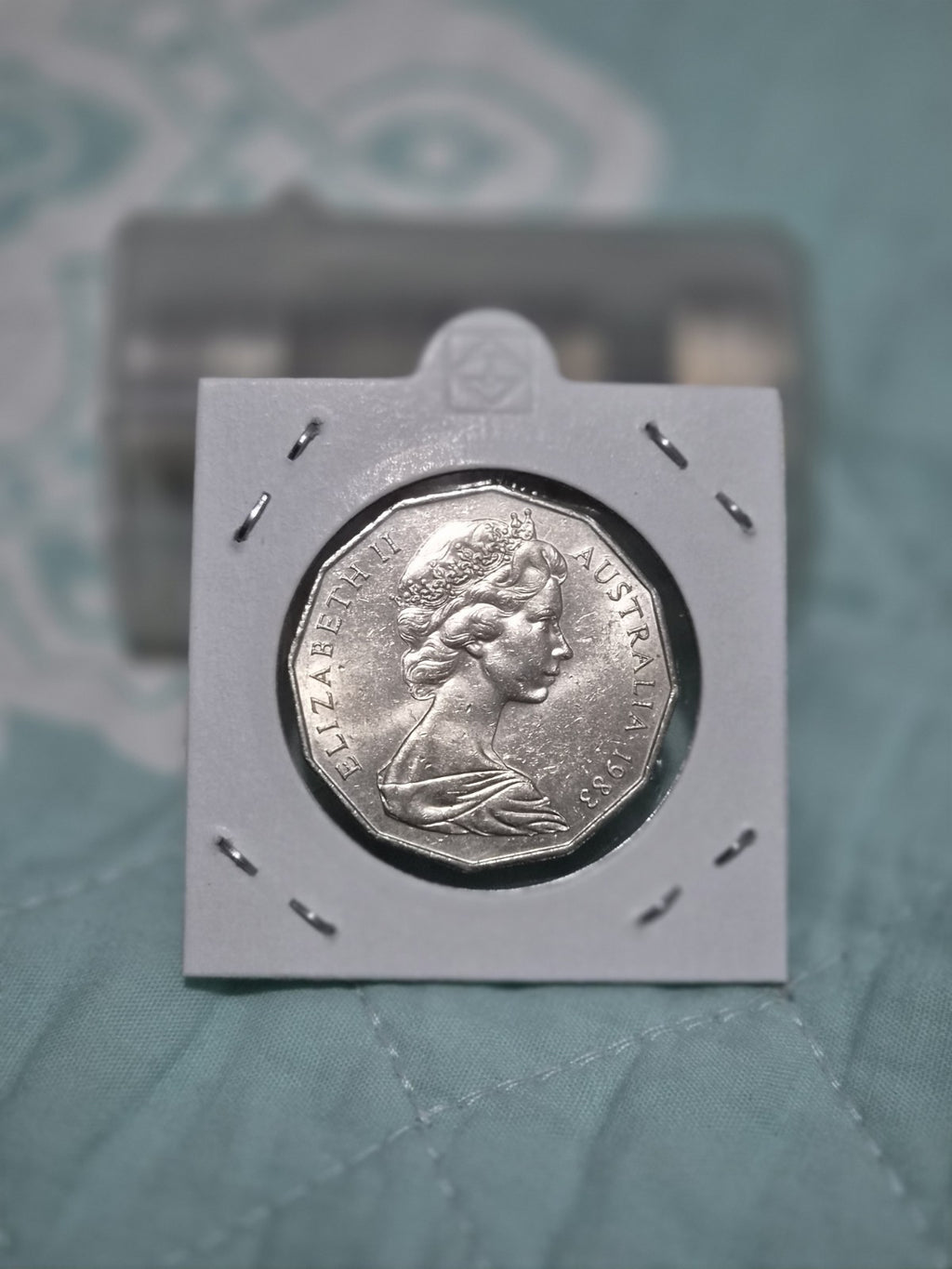 1983 50 Cent Coin – Coat of Arms – Lightly Circulated