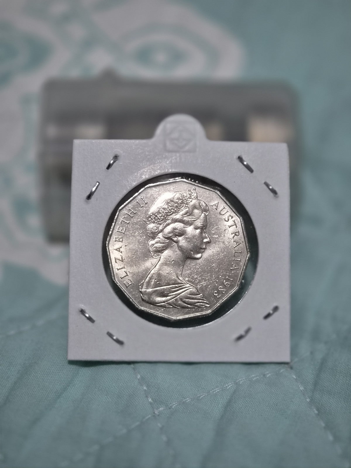 1983 50 Cent Coin – Coat of Arms – Lightly Circulated