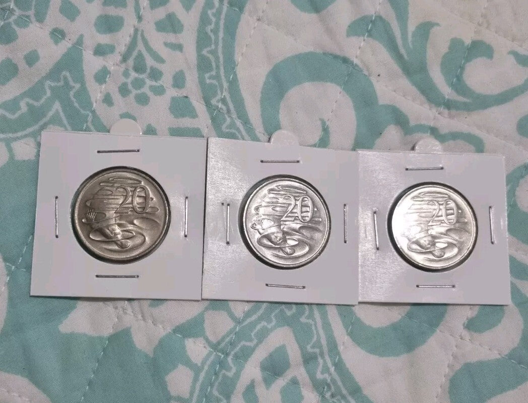 1980 , 1981 & 1982 Uncirculated 20 Cent Australian Platypus Coins in 2x2 Holder 