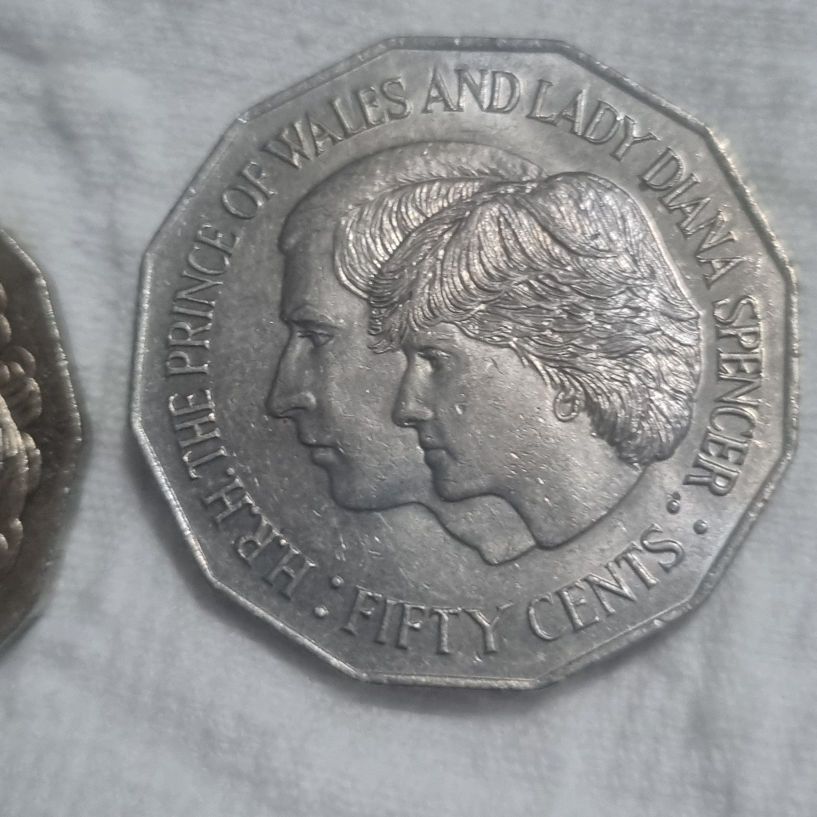 2 x 1981 Fifty Cent Coins - Princess Diana and Prince Charles & Coat Of Arms 50 