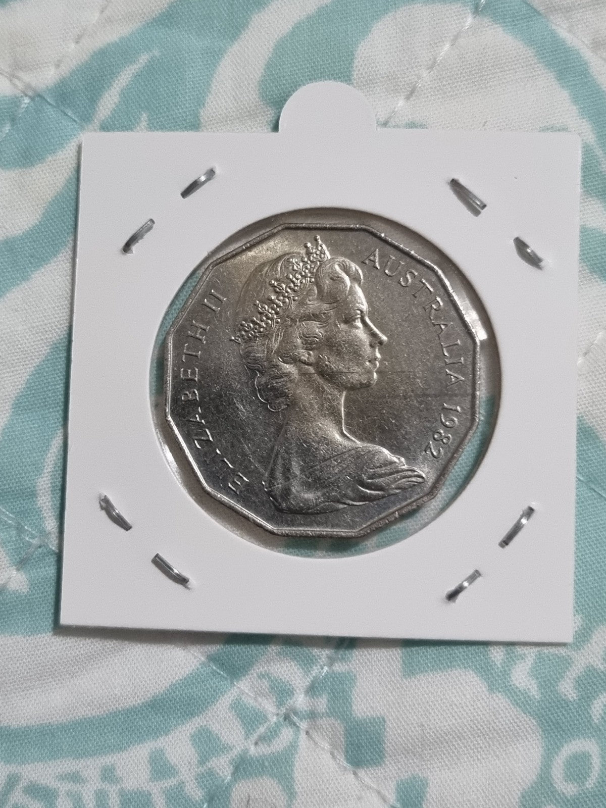 1982 UNC 50 Cent Coin Brisbane Commonwealth Games 