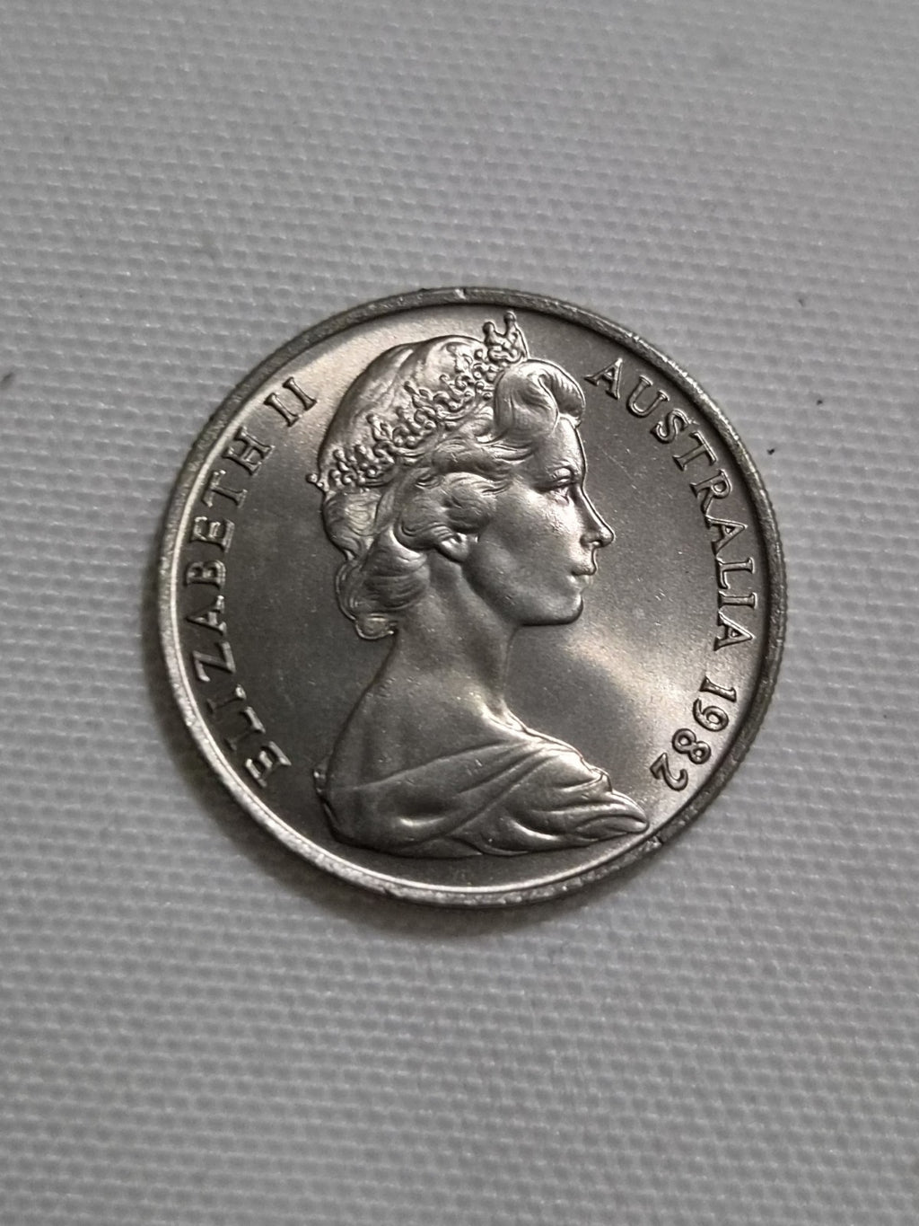 1982 Uncirculated 10 cent coin