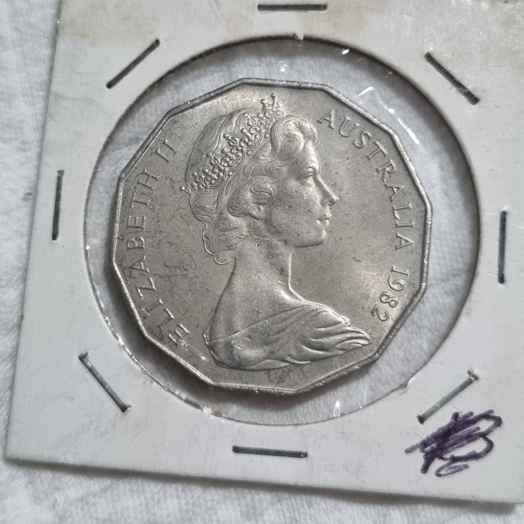1982 UNC 50 Cent Coin Brisbane Commonwealth Games 