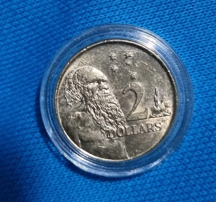2019 aUNC 2 DOLLAR COIN - JC DESIGN $2 Two Dollar In Protective 2x2 Capsule 