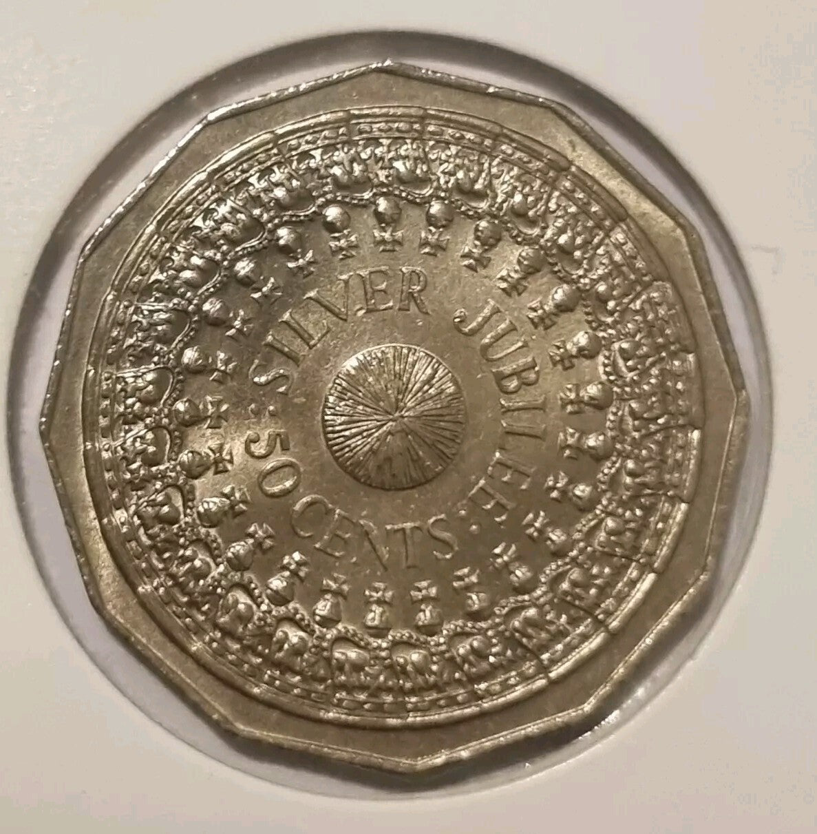 1977 Silver Jubilee 50 cent coin Great Circulated Condition