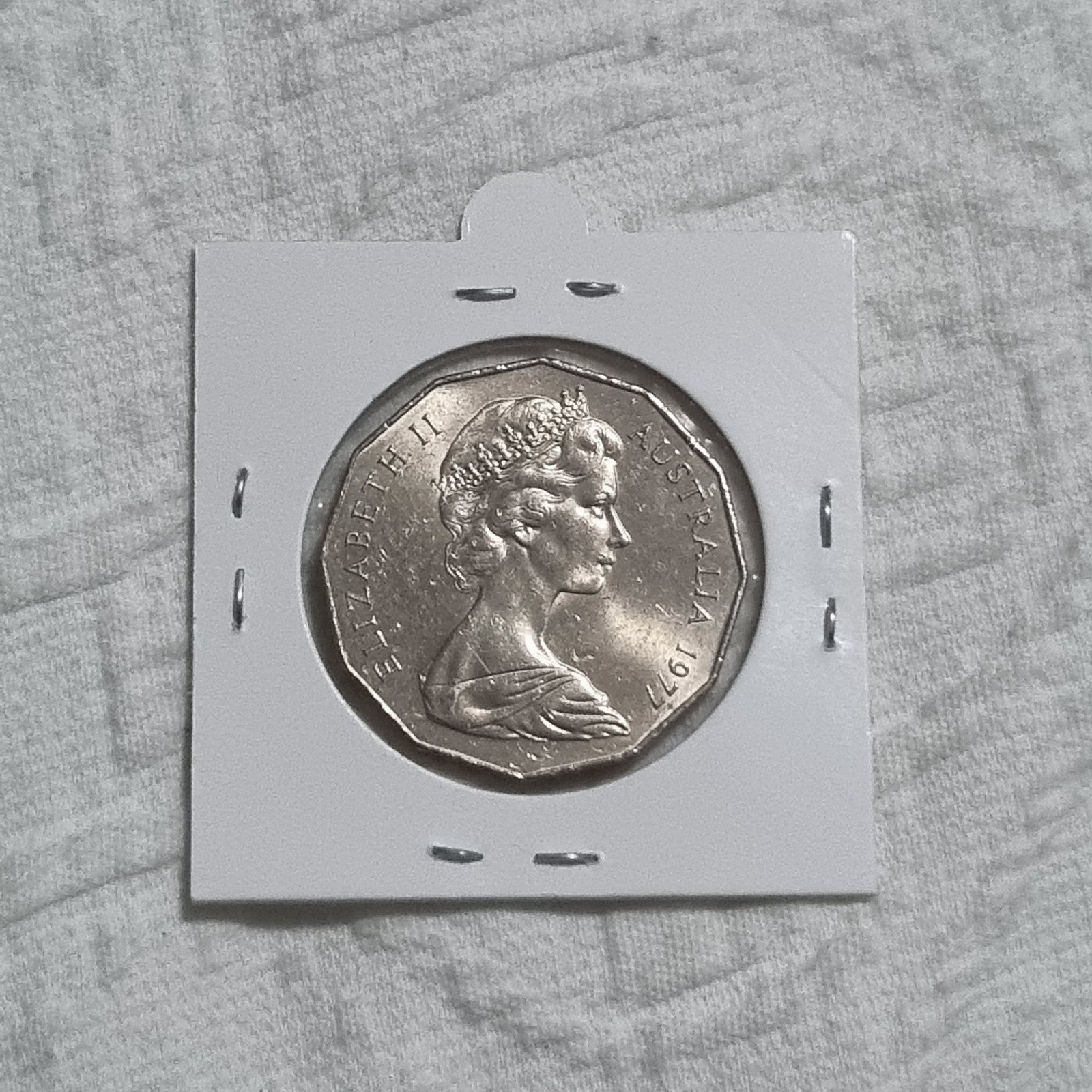 1977 aUNC Silver Jubilee 50 cent coin- Extremely Shiny 