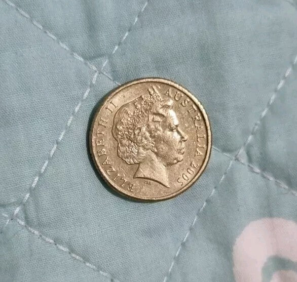 2005 Australian $1 coin 'World War 1939-1945 PEACE' 