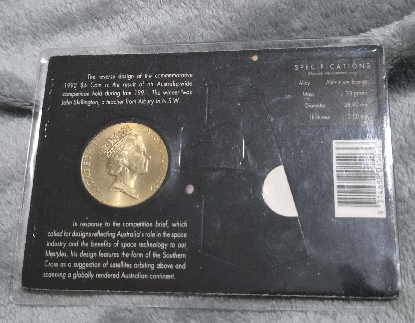 1992 $5 Five Dollar Commemorative Carded Coin - International Year Of Space