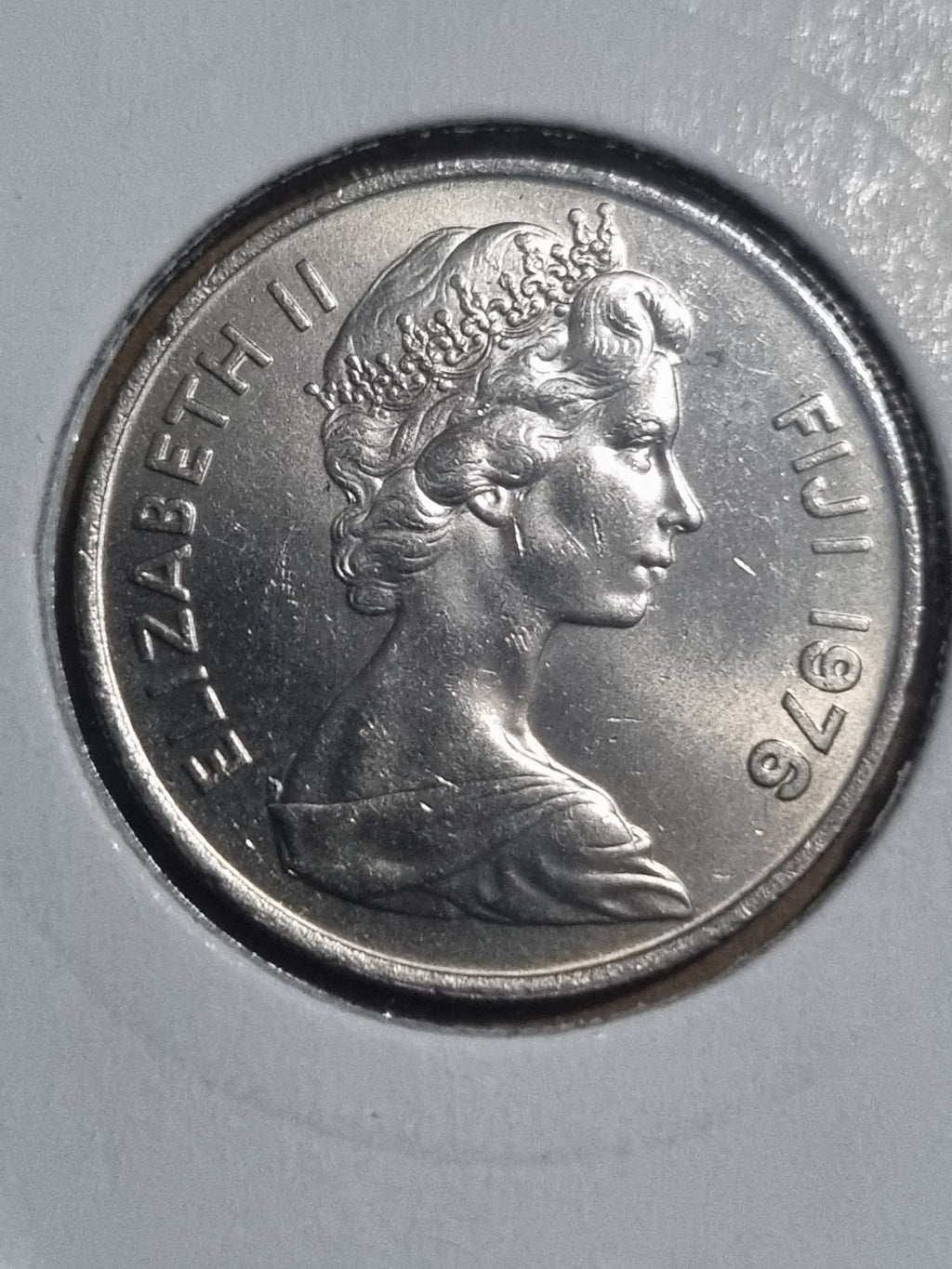 1976 10 Cents Fiji Coin In 2x2 