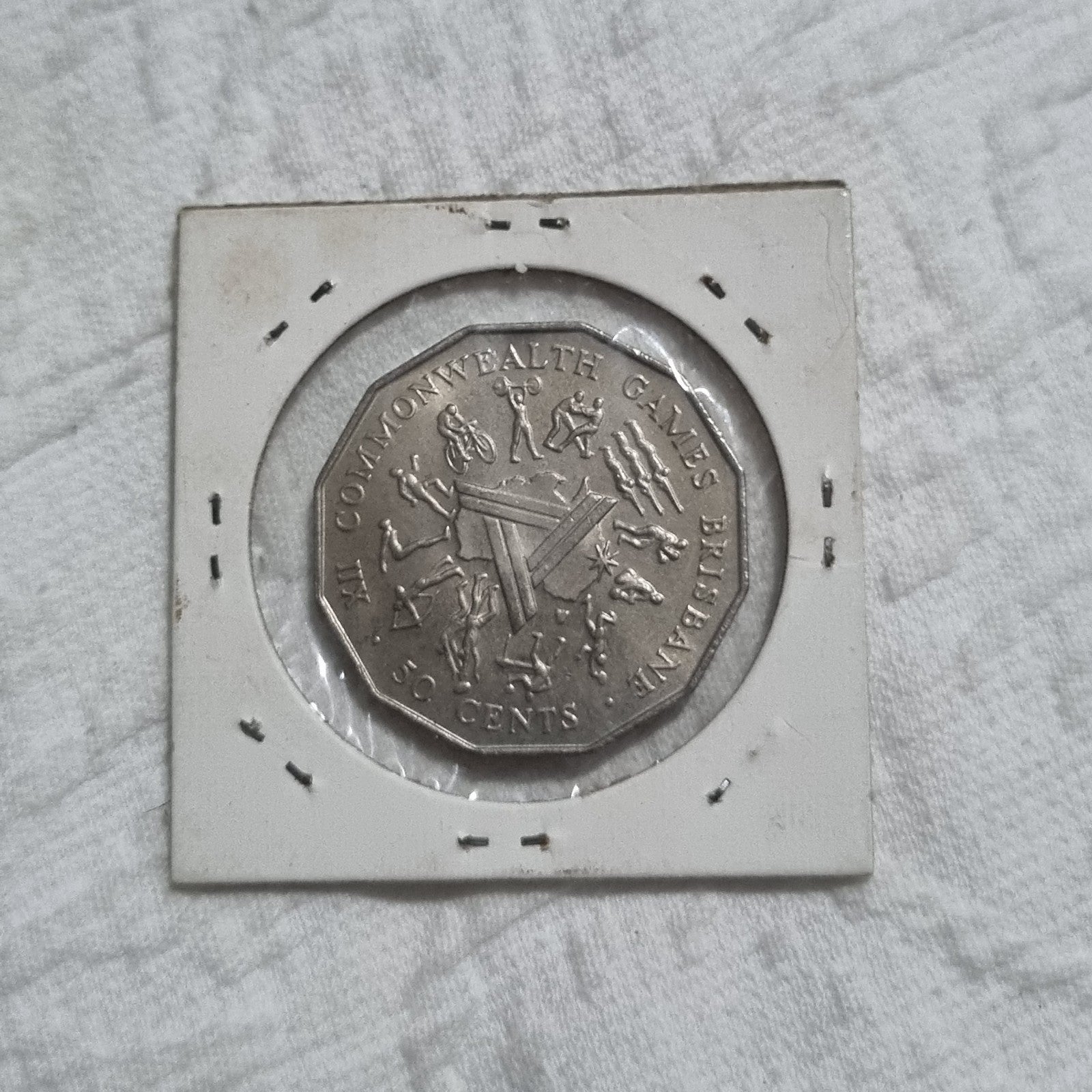 1982 UNC 50 Cent Coin Brisbane Commonwealth Games 