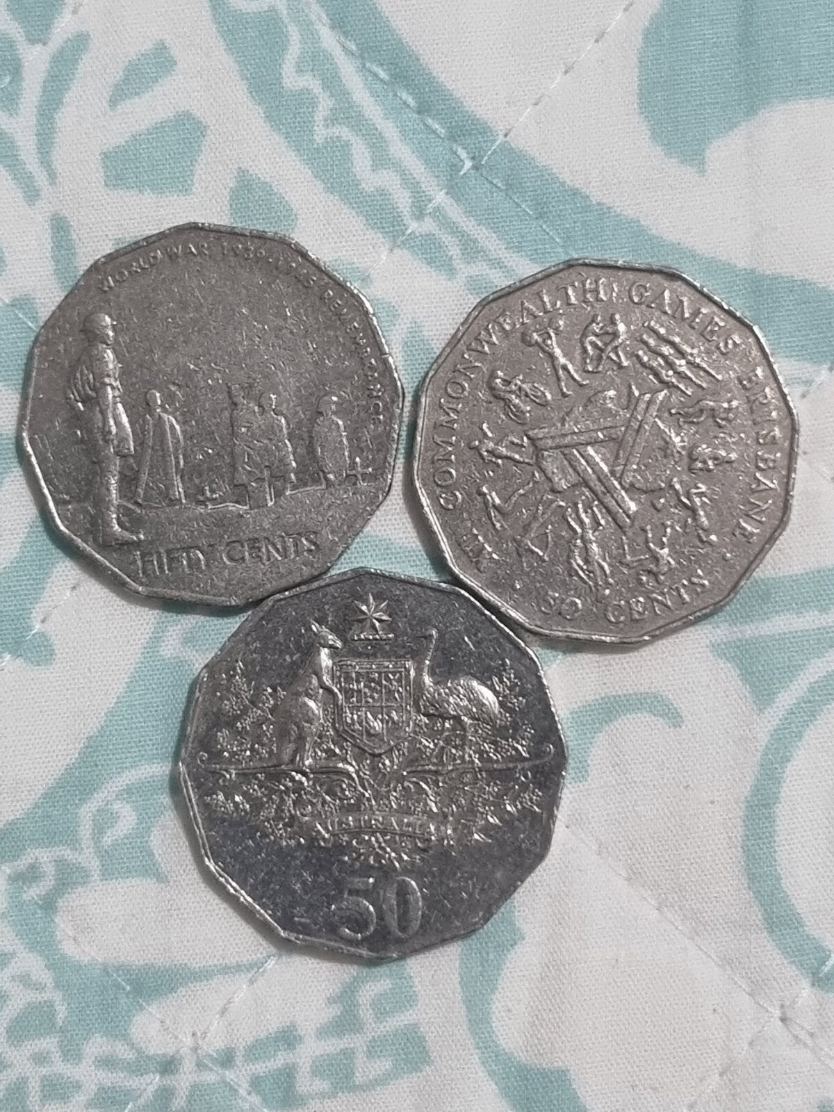3 x 50 Cent Shiny Commemorative Coins - Circulated - 1982 , 2001 , 2005