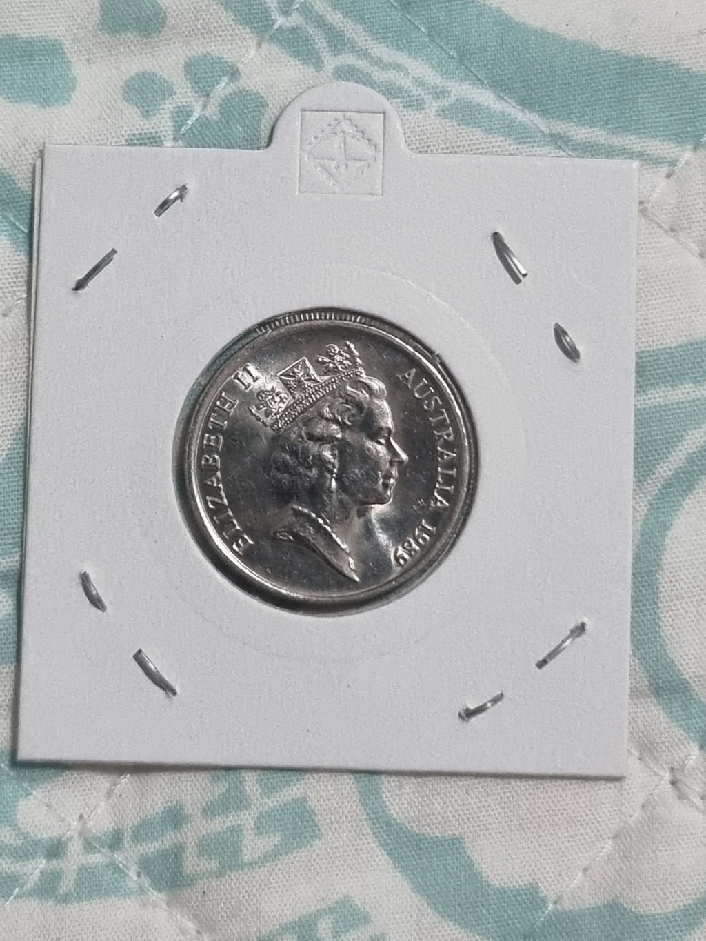 1989 10 CENT UNC  COIN IN 2X2 HOLDER 