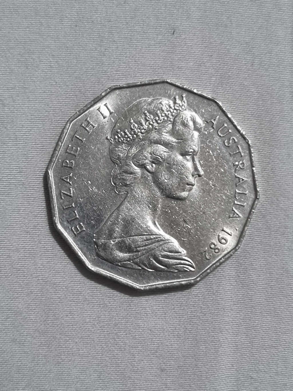 1982 UNC 50 Cent Coin Brisbane Commonwealth Games 